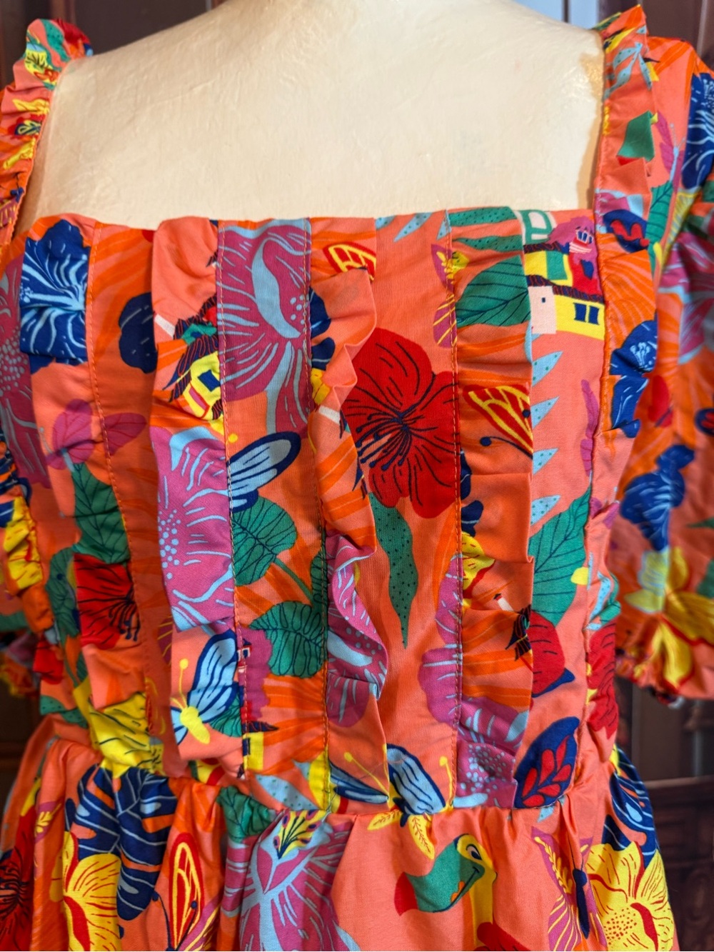 Disney Encanto Midi Dress NWT 2X Casa Mirabel Smocked Vibrant Beautiful - Picture 4 of 16
